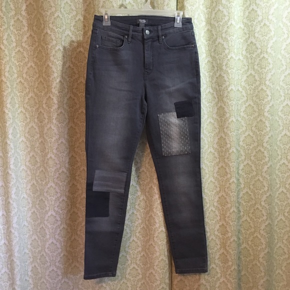 Martha Stewart Denim - ✨HOST PICK✨ Martha Stewart patchwork skinny jeans